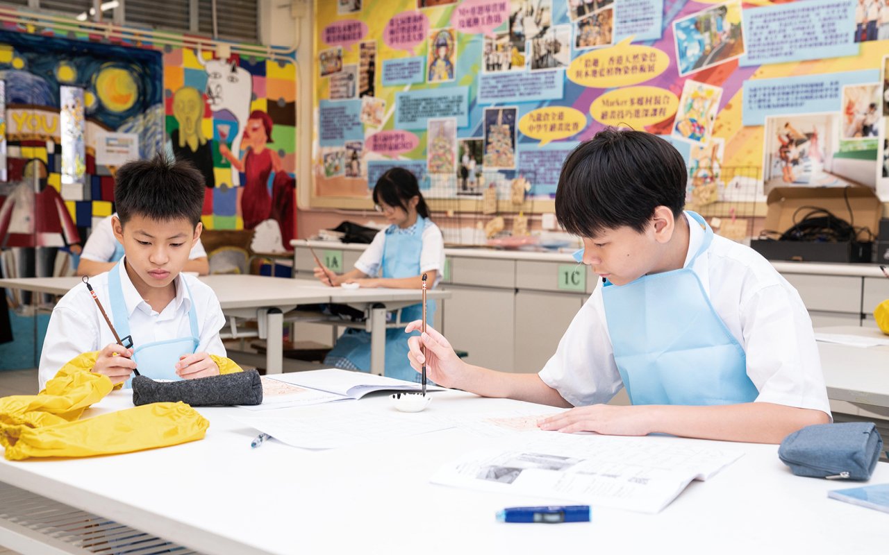 學校重視班級經營,各班設雙班主任