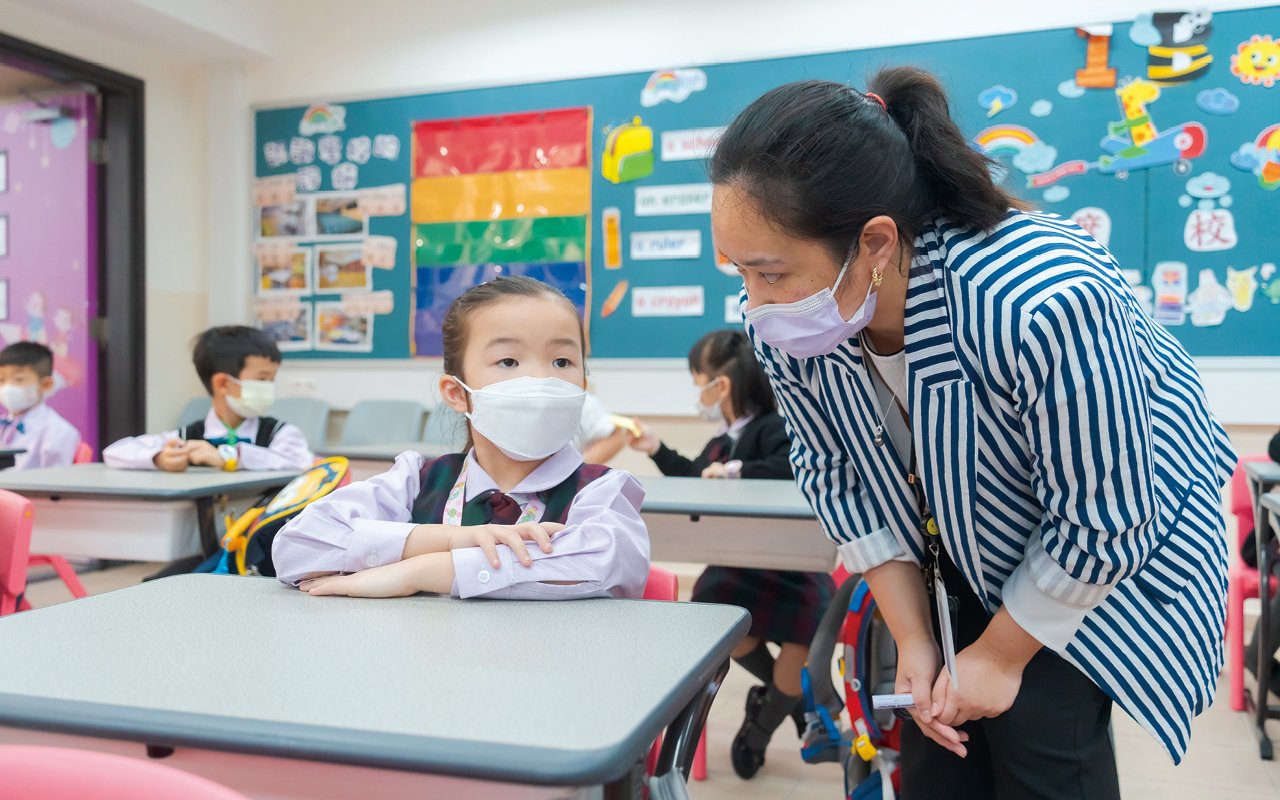 承着直資學校的優勢,學校在規劃課程上有更多靈活性,能夠因應學生的未來發展趨勢調整課程框架。