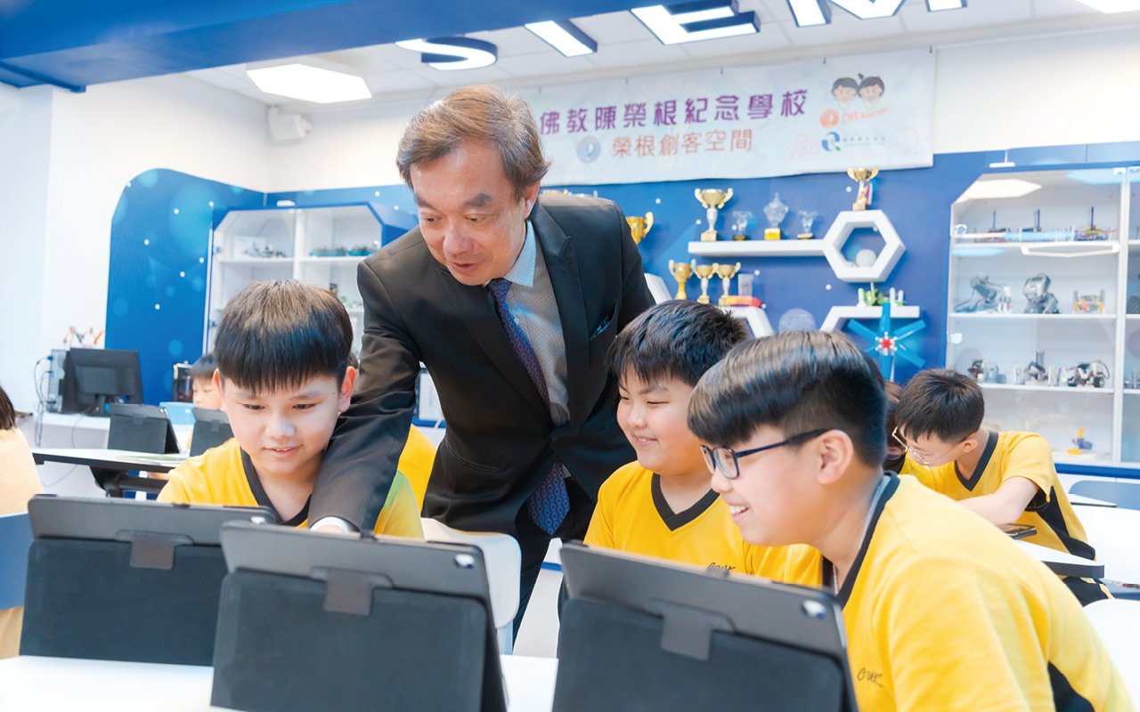 學校設立專題研習,讓學生動手實踐所學