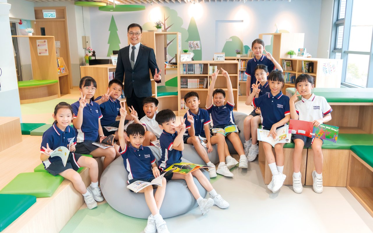 「面向世界,培育優才」的辦學理念