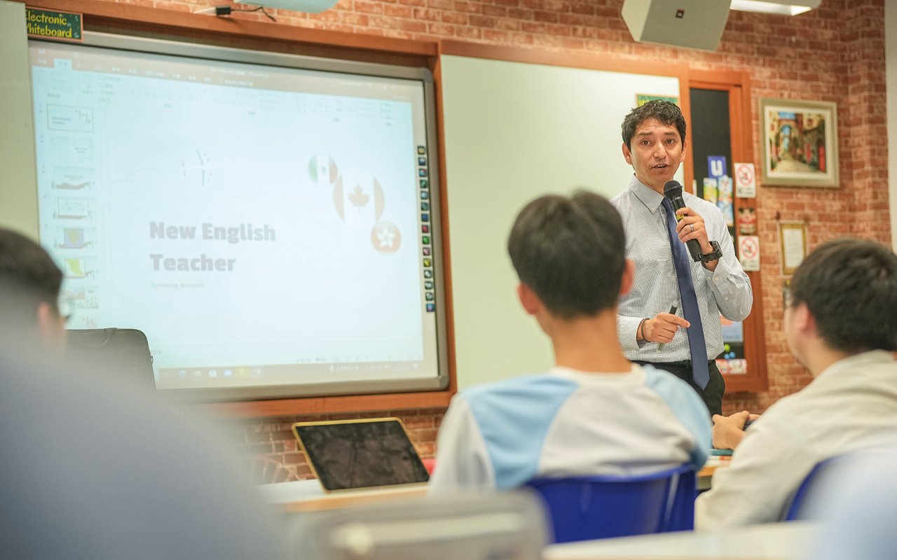 推行英語拼音課程(Phonics Program)