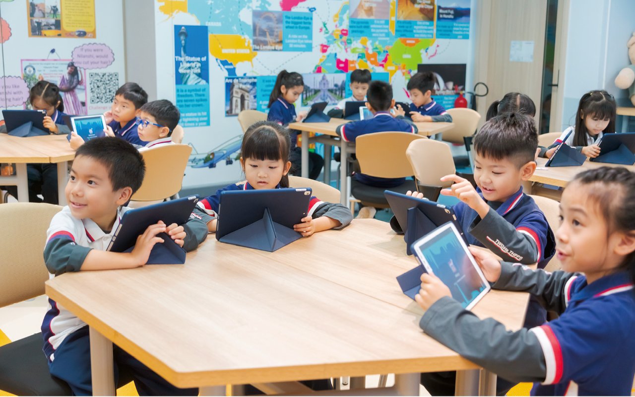 學校透過活動為同學營造英文語境,讓他們從活動、溝通中,以有趣的方式投入英語世界。