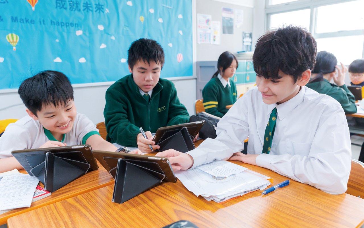 透過小組討論、匯報及回應等說話活動,讓學生習慣使用英語對話,增加使用英語的信心。