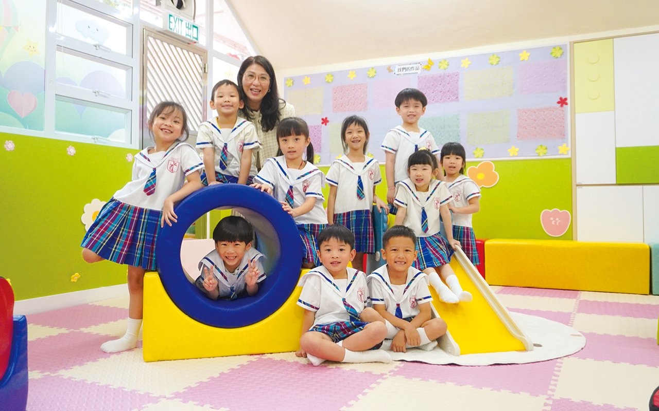 圣公会慈光堂柯佩璋幼稚园由李惠敏总校长和陈敏莉校长共同管理学校