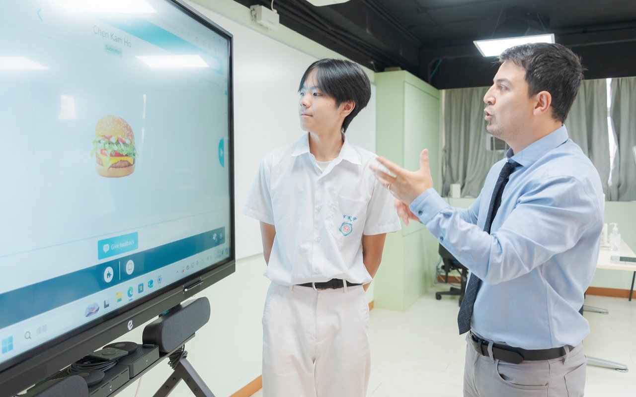學校在各科中引入不同元素,透過跨科學習,使各科之間互相補足