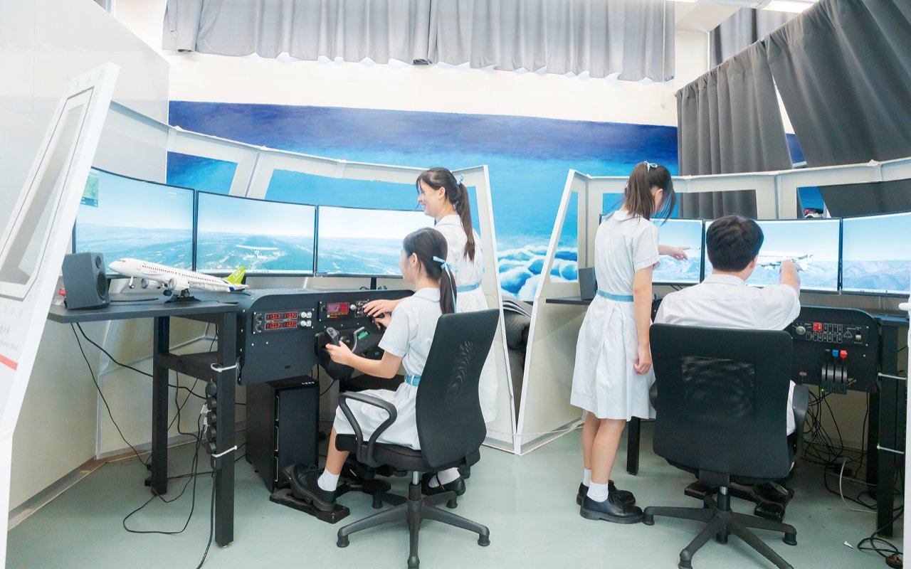 學校提倡創科教育,着重培養學生的創造力、解難能力以及創科精神