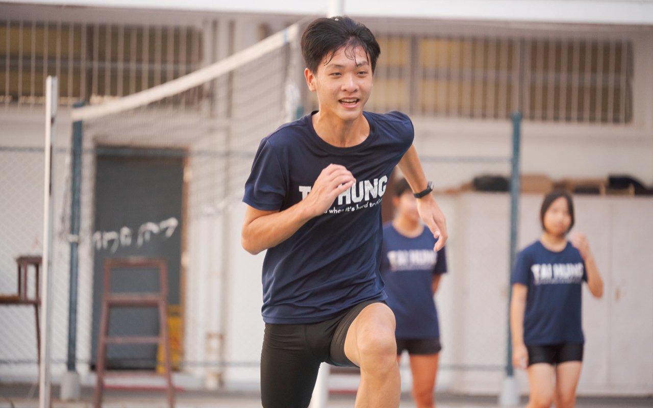 學校為同學提供多元化的課外活動,如戲劇、中 樂、舞蹈組和茶禪等