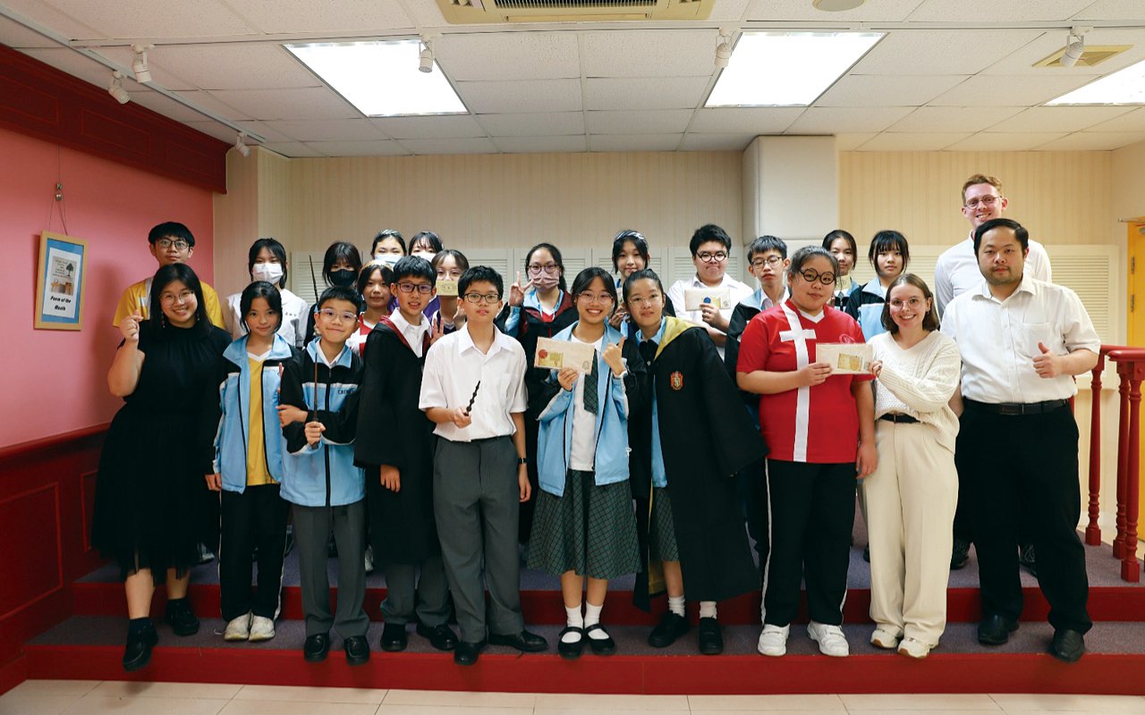 學校一直英語活動豐富,今年學校兩位外籍老師更以《哈利波特》為年度主題,串連全年的英語活動