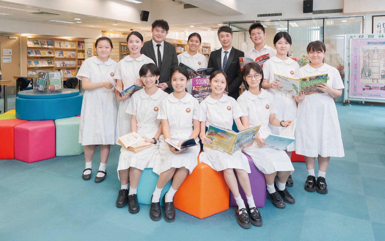 兩文三語向來是學校強調的學習重點,積極建構良好的英文語境