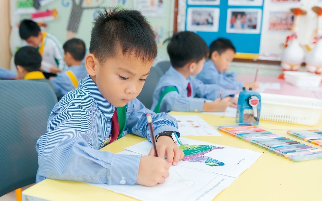 每年,學校都會安排同學參加國際性的英語考試